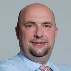 Porträt von Dr.-Ing. Jens zum Hingst